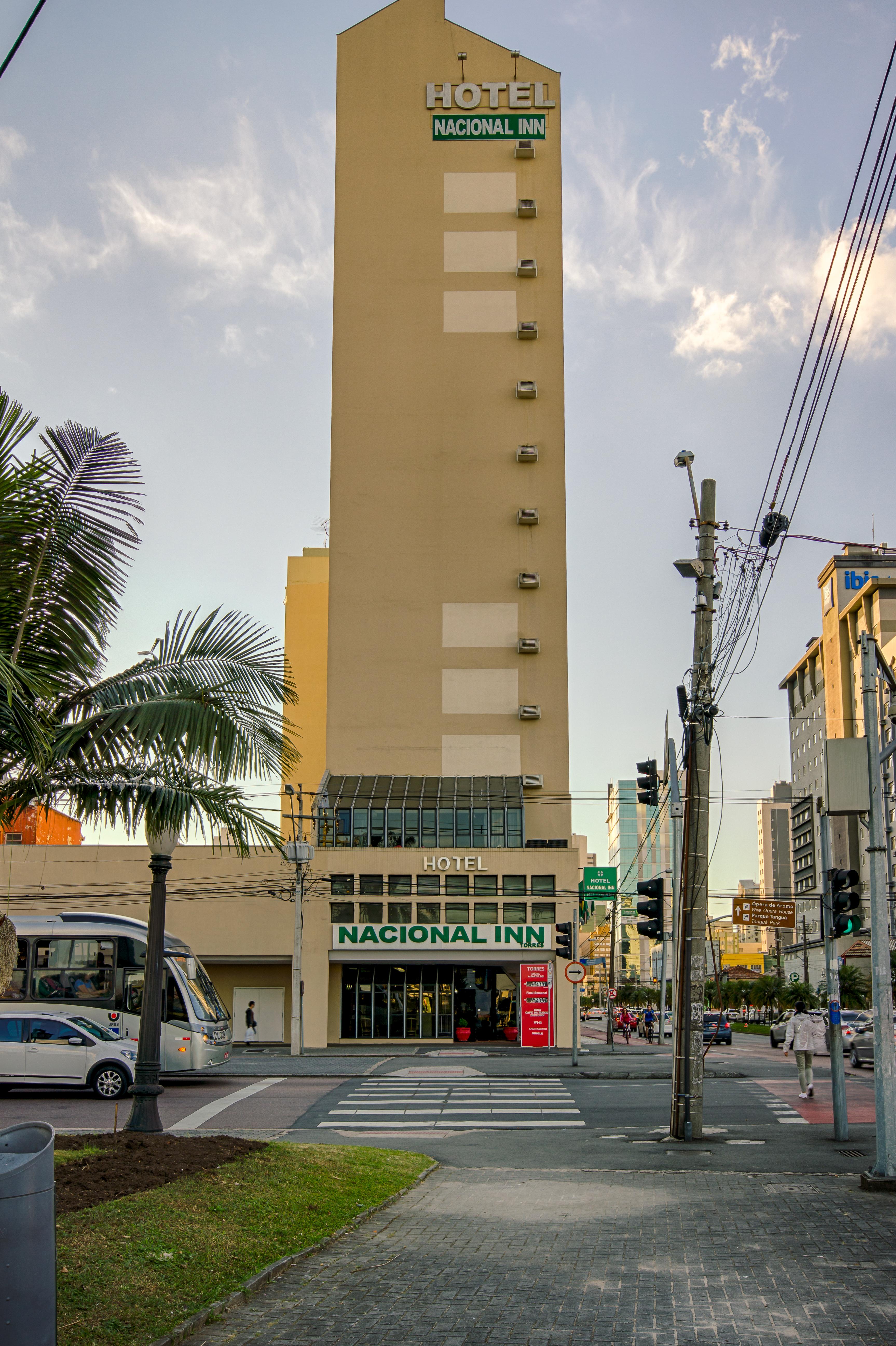 Hotel Nacional Inn Curitiba Torres Buitenkant foto