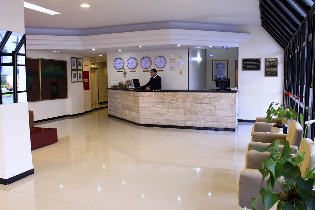 Hotel Nacional Inn Curitiba Torres Buitenkant foto